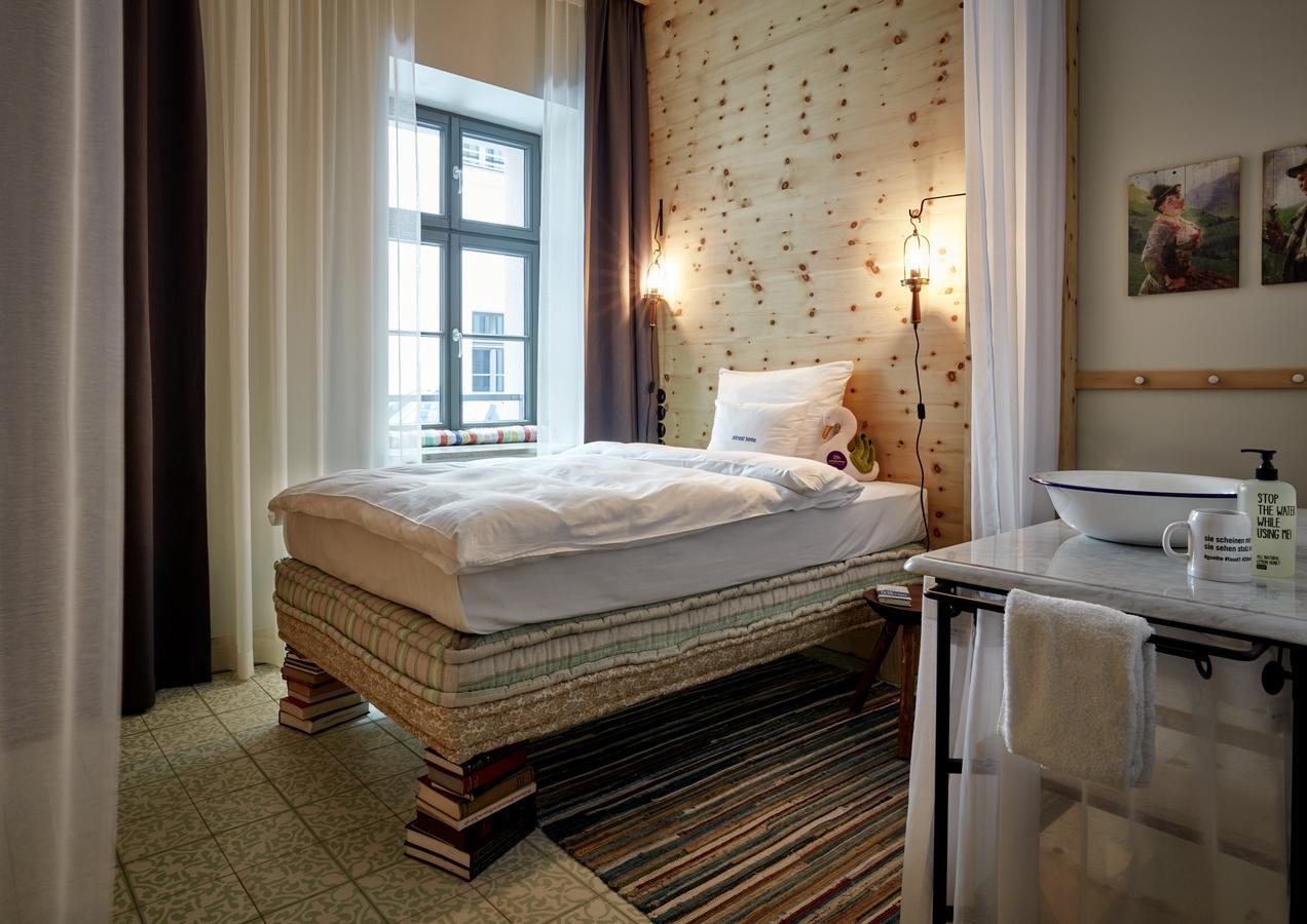 25Hours Hotel The Royal Bavarian Mnichov Exteriér fotografie